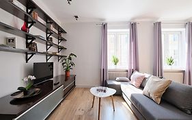 Chic Apartment-Old Town-F50/2